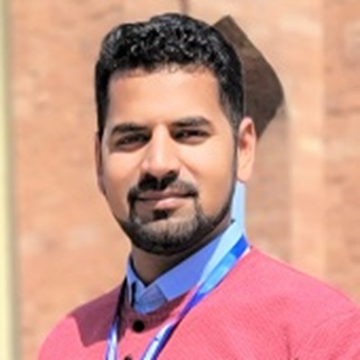 Dr. Muzammil Anjum