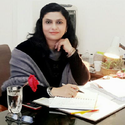 Dr. Almas Kiani