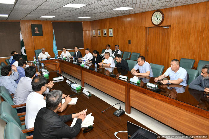 Chinese Delegation Visited Arid University