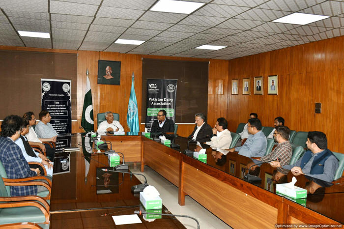 PMAS-AAUR Signed MoU with Pakistan Dairy Association