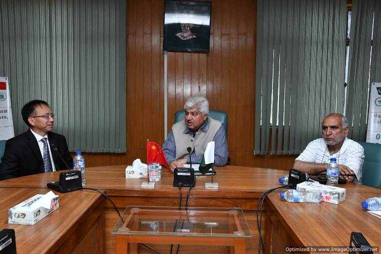 China Huazhong Agriculture University Delegation Visited PMAS-AAUR
