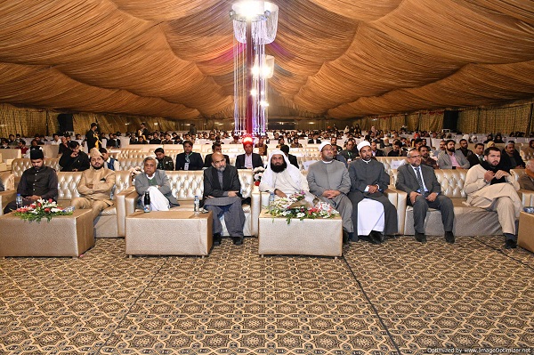 Mehfil e Qirat-o-Naat at Silver Jubilee